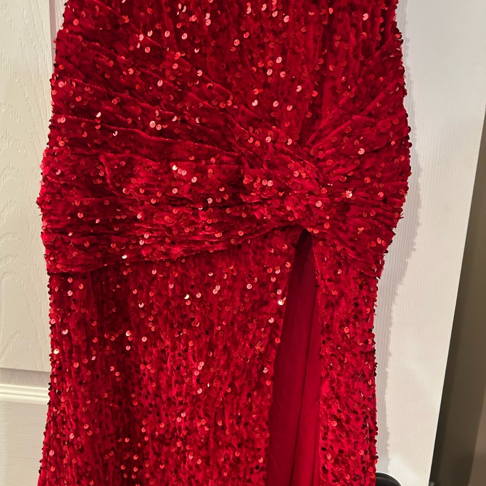 DARK RED OFF THE SHOULDER SEQUIN GOWN - Picture 5 of 14